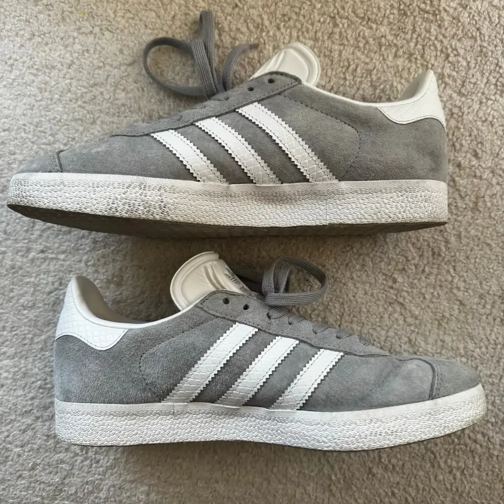 ADIDAS Gazelle in the Grey/White Colorway